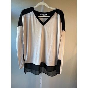 Falcon Bloom Beige Black Bamboo Silk Hem V Neck Long Sleeve Top Size S